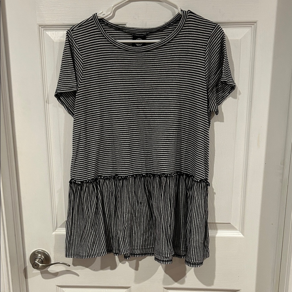 bobeau Black and White Striped Short-Sleeve Peplum Top